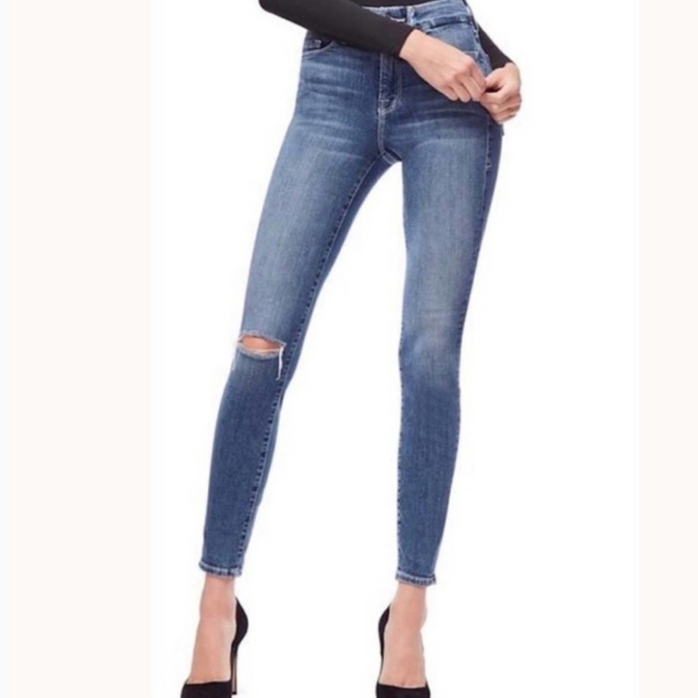 Good American Good Waist Frayed Waist Jeans
